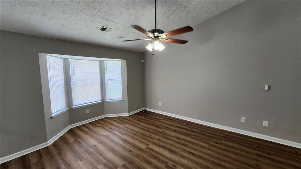 2305 Wilkins Cove - Photo 2