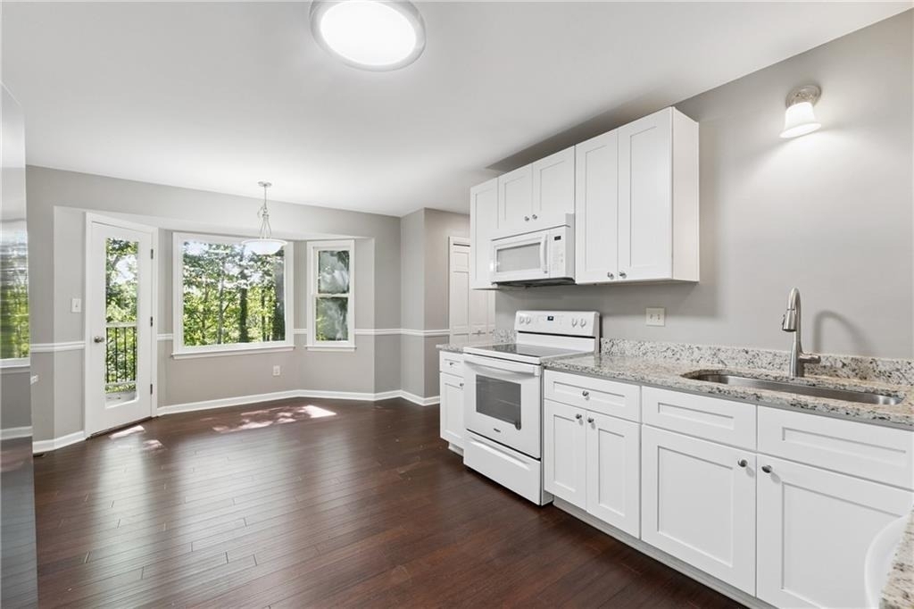 3761 Ridge Road Se - Photo 10