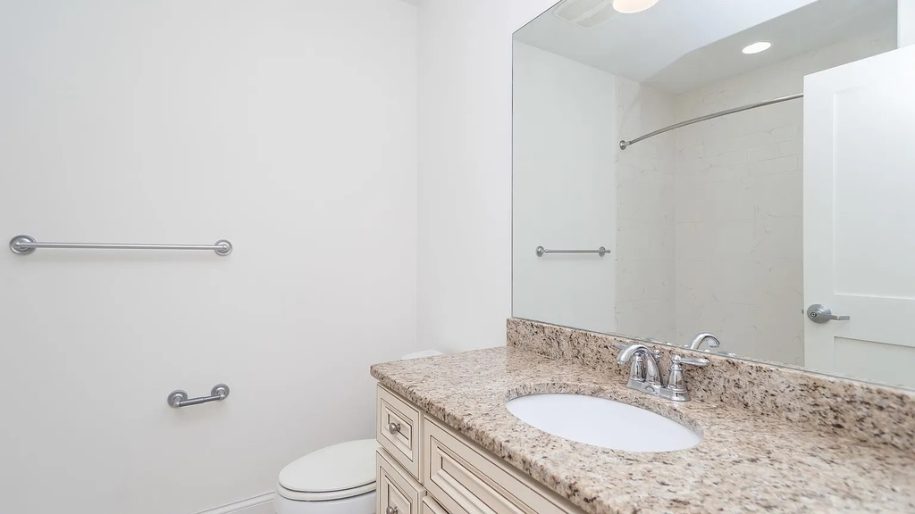 2352 W Byron Street - Photo 7