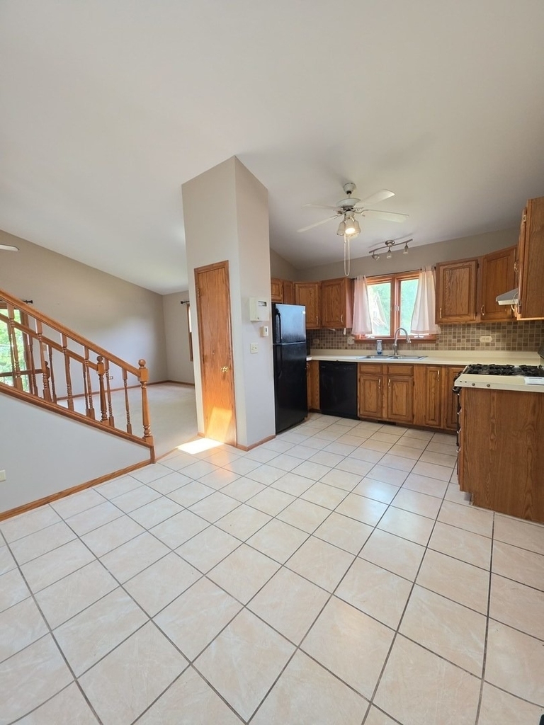 702 N Porter Street - Photo 7