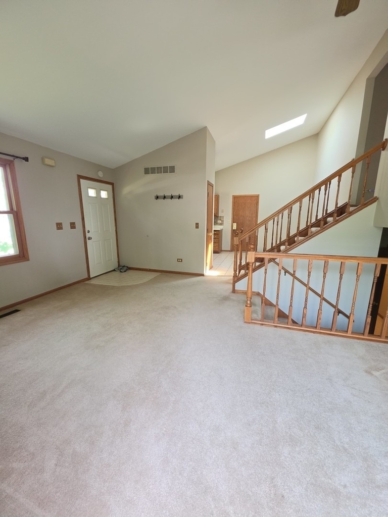 702 N Porter Street - Photo 1