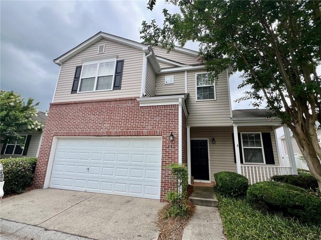 247 Hiawassee Drive - Photo 0