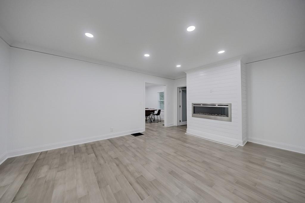 593 Lynnhaven Drive Sw - Photo 1