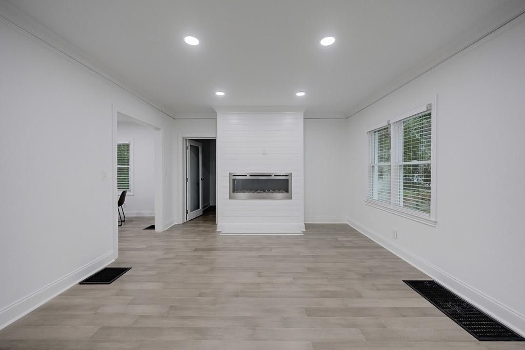 593 Lynnhaven Drive Sw - Photo 6