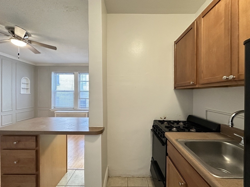 434 W Wellington Avenue - Photo 4