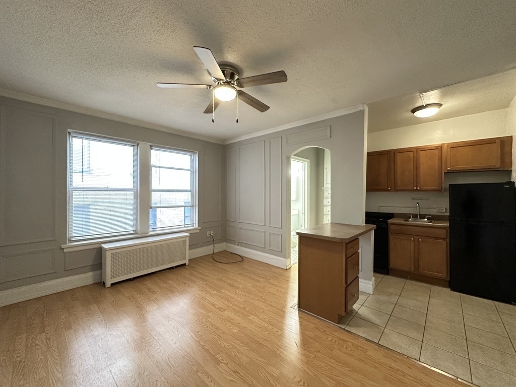 434 W Wellington Avenue - Photo 8