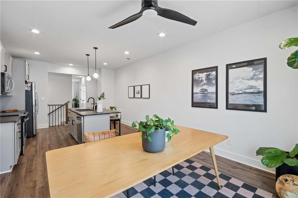 1350 May Avenue Se - Photo 12