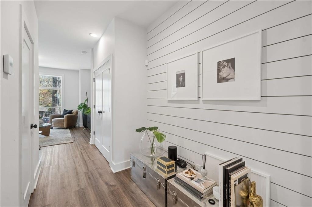 1350 May Avenue Se - Photo 18
