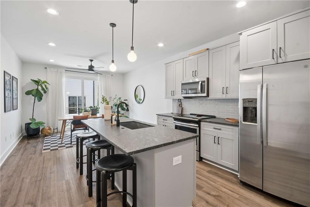 1350 May Avenue Se - Photo 15