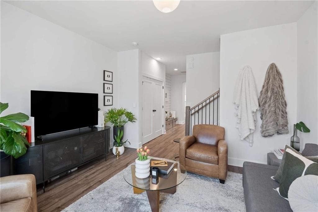 1350 May Avenue Se - Photo 21