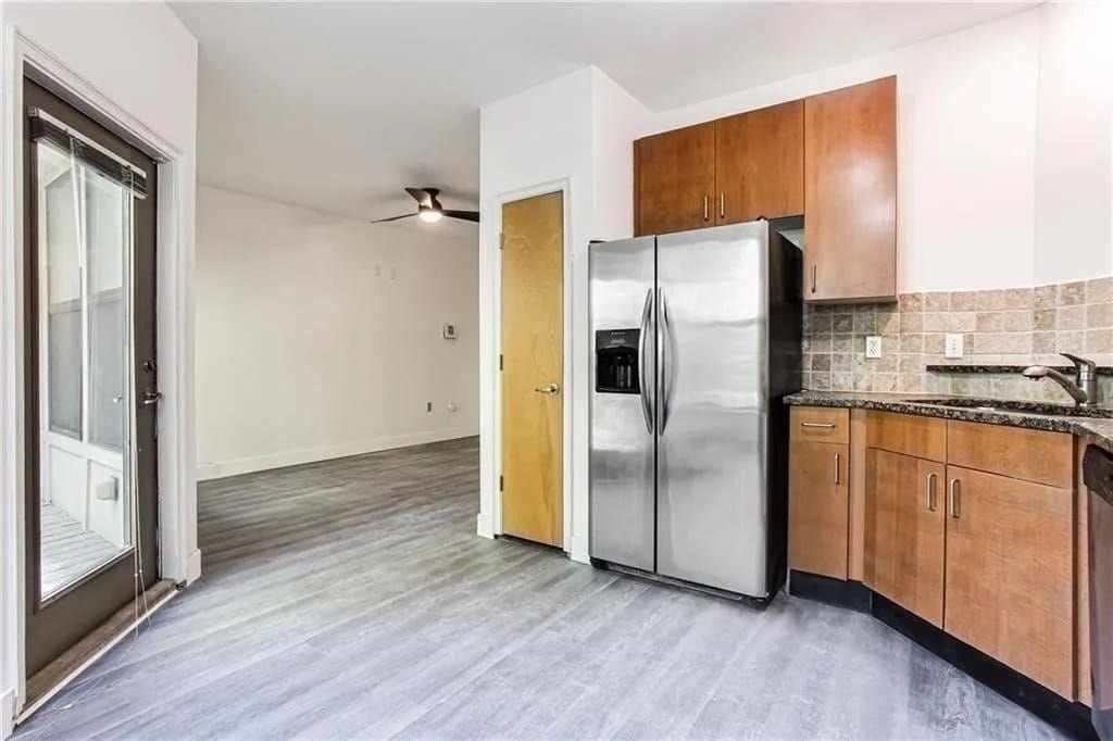 898 Oak Street Sw - Photo 12