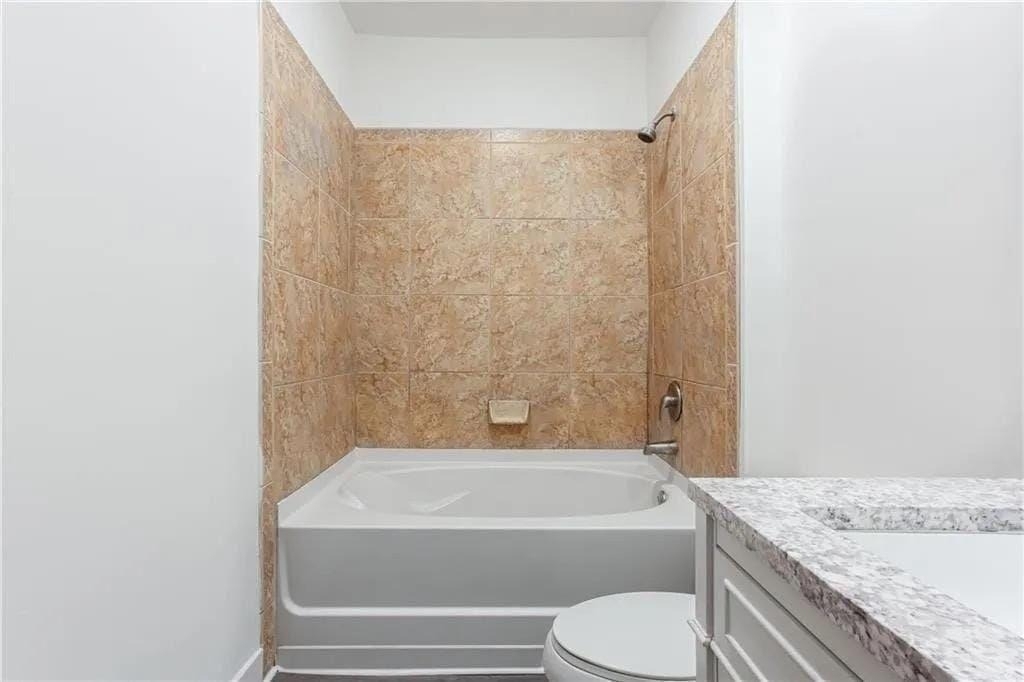 898 Oak Street Sw - Photo 9