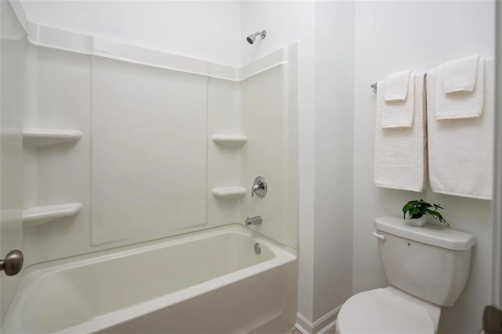 1610 Wellston Drive - Photo 11