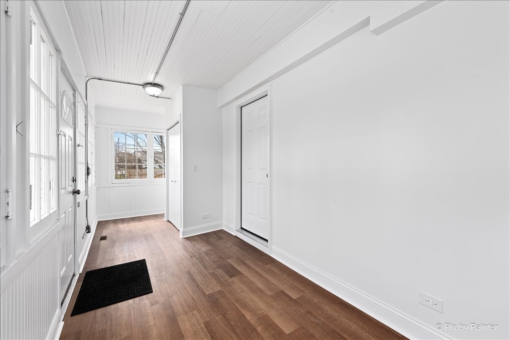 544 N Hainesville Road - Photo 3