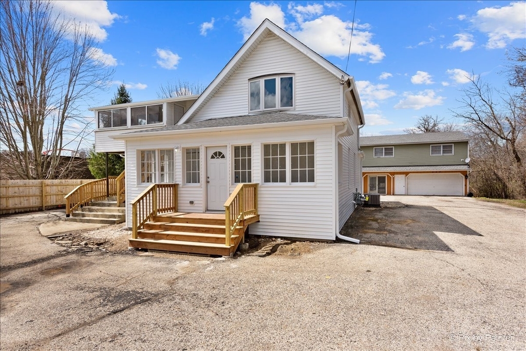 544 N Hainesville Road - Photo 2