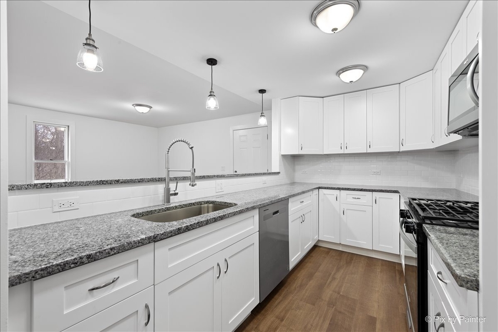 544 N Hainesville Road - Photo 8