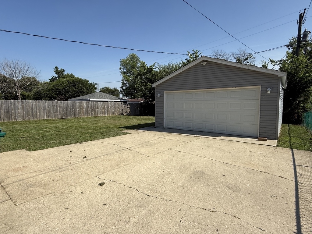 2016 Capri Avenue - Photo 16