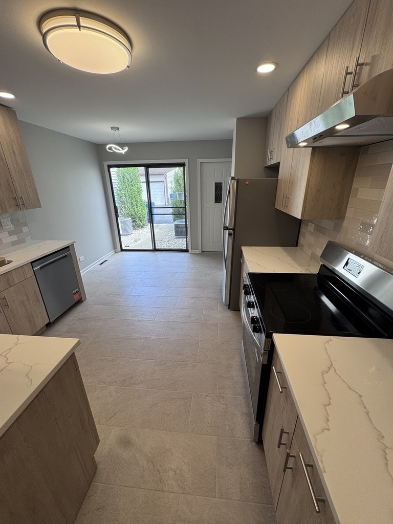 786 Greenwood Road - Photo 9