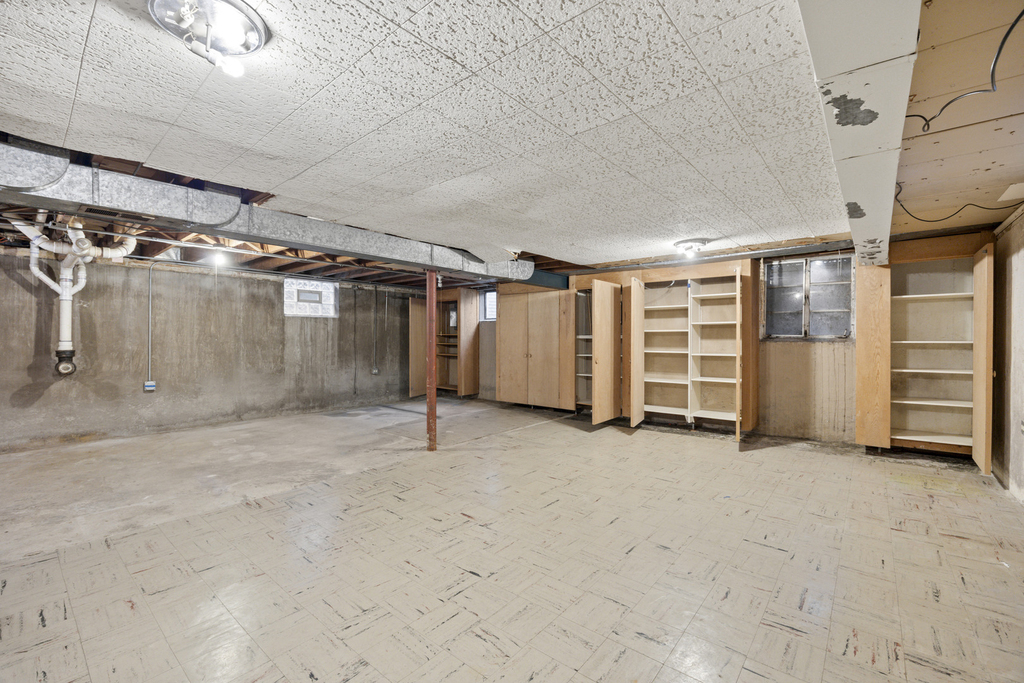 934 Yale Street - Photo 15