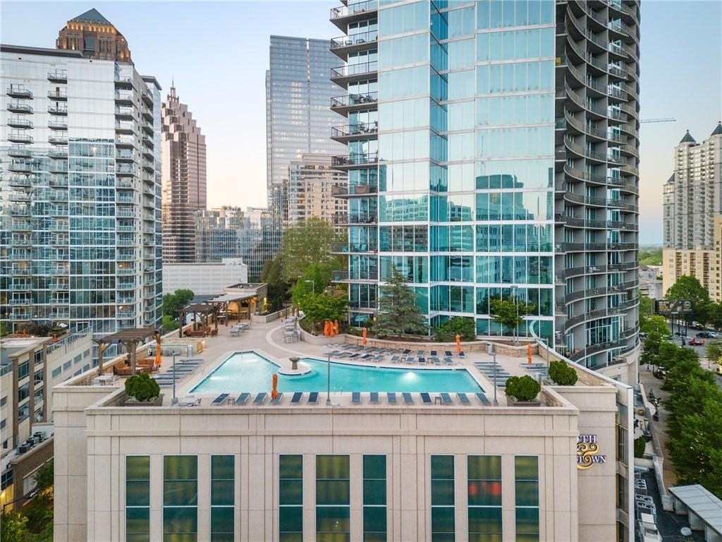 1080 Peachtree Street Ne - Photo 21