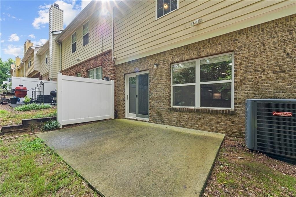 386 Creek Manor Way - Photo 33