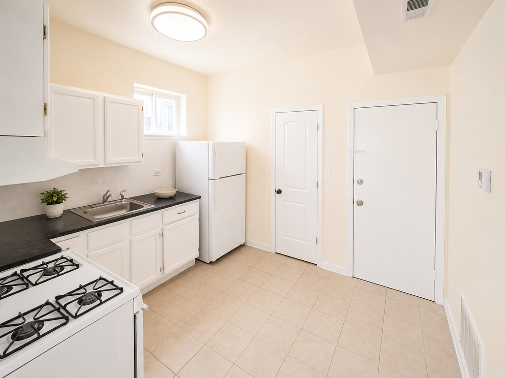 3133 W Augusta Boulevard - Photo 6