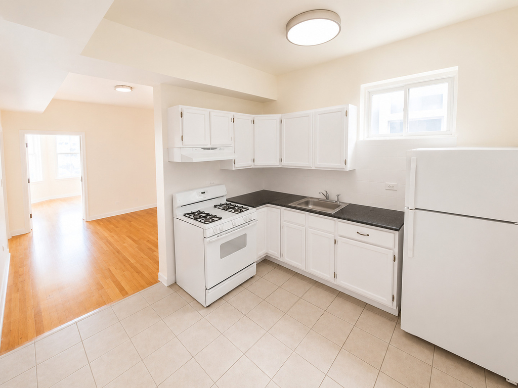 3133 W Augusta Boulevard - Photo 4