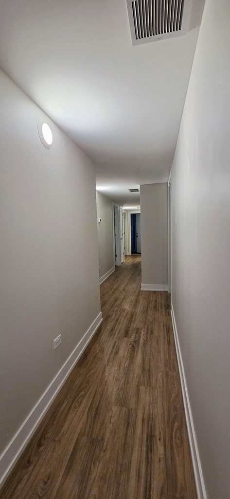 2230 W Wilson Avenue - Photo 2