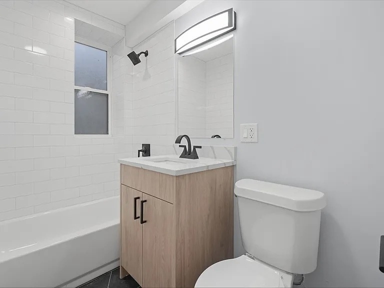 1916 N Ridgeway Avenue - Photo 7