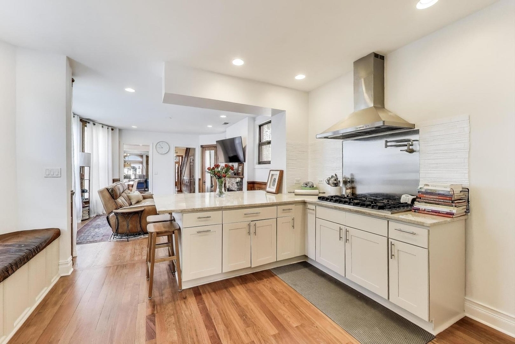 4553 S Ellis Avenue - Photo 12