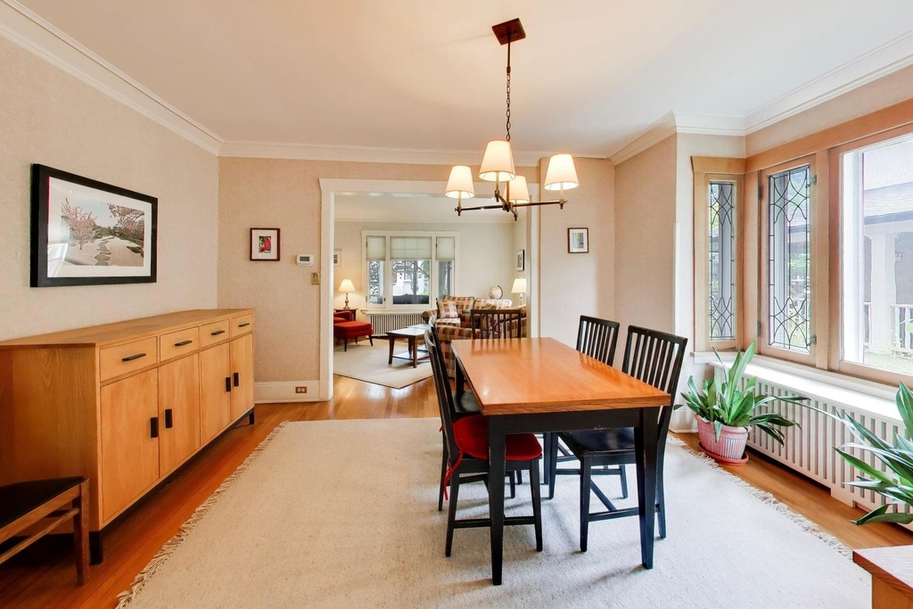 2624 Thayer Street - Photo 8