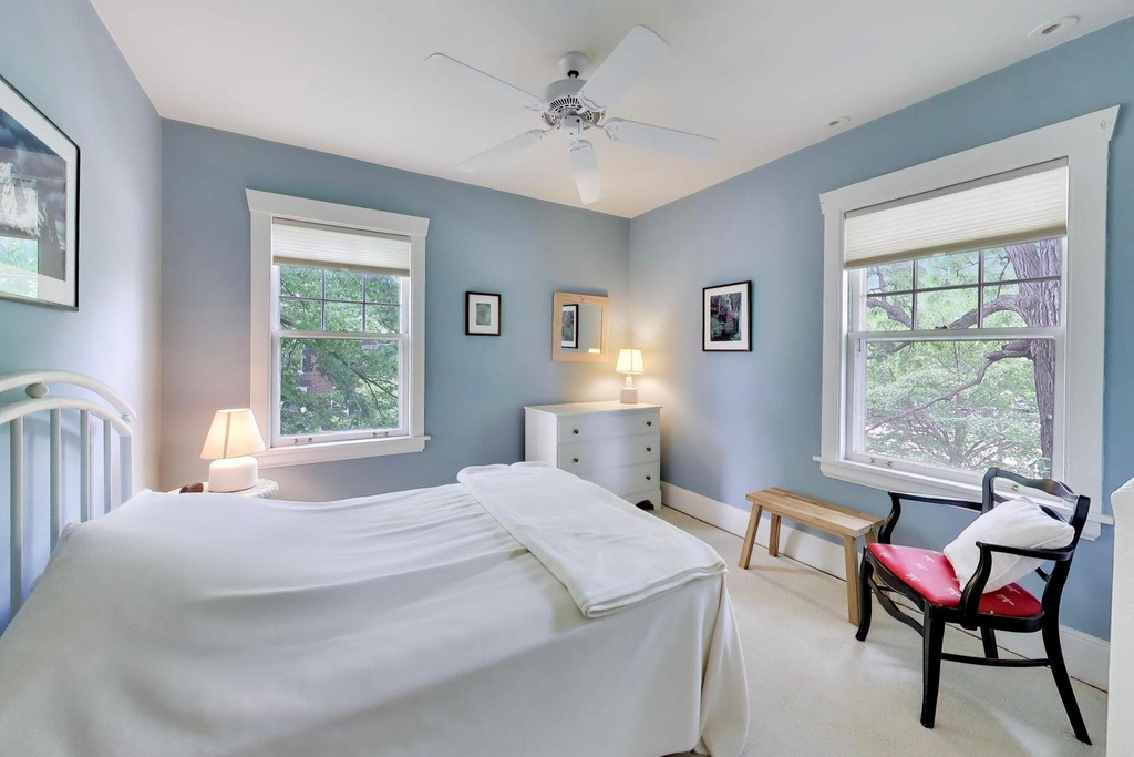 2624 Thayer Street - Photo 24