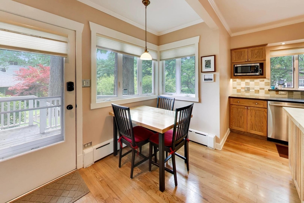2624 Thayer Street - Photo 10