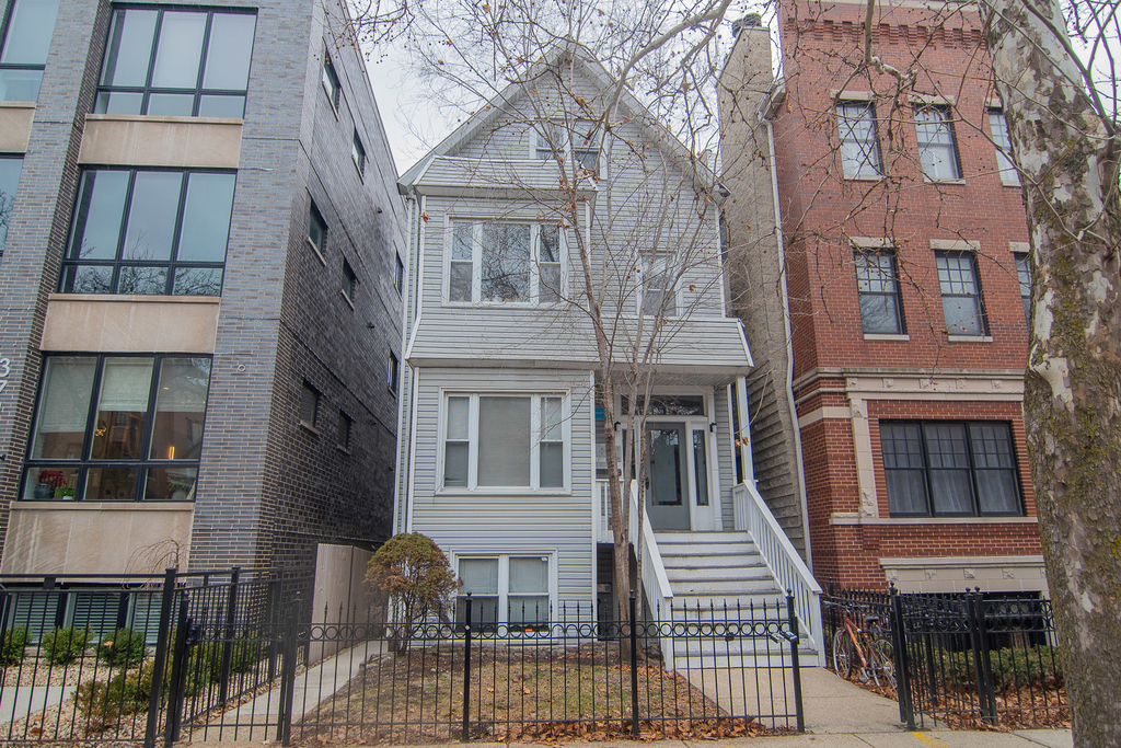 3744 N Clifton Avenue - Photo 0