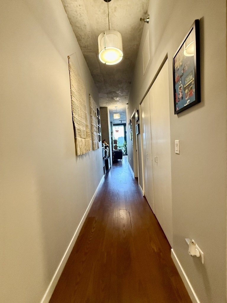 235 W Van Buren Street - Photo 6