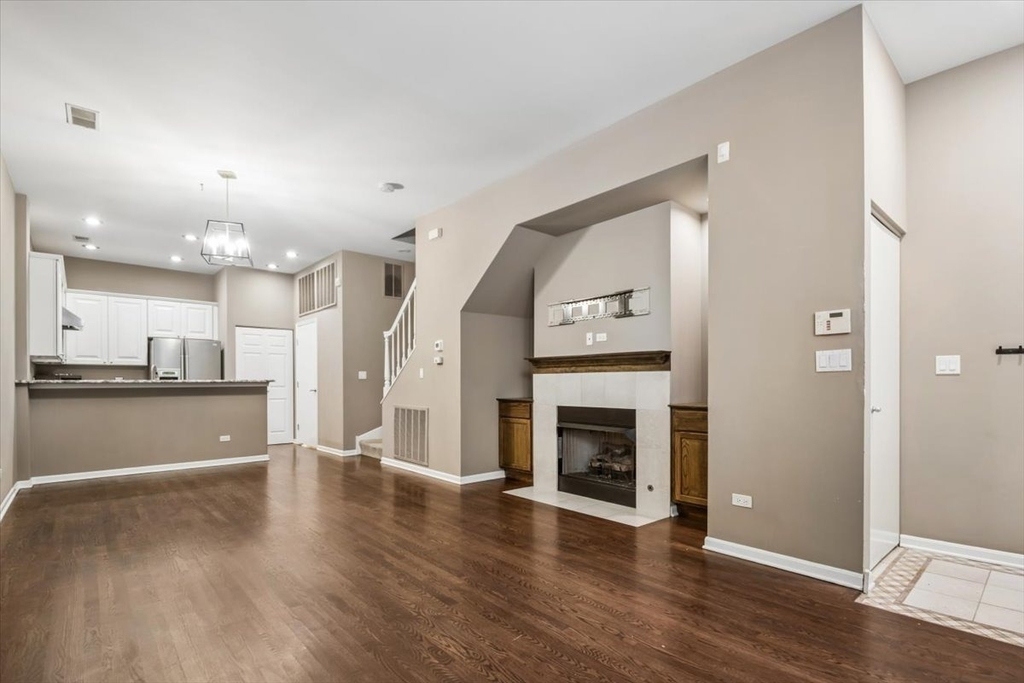 960 N Crosby Street - Photo 5