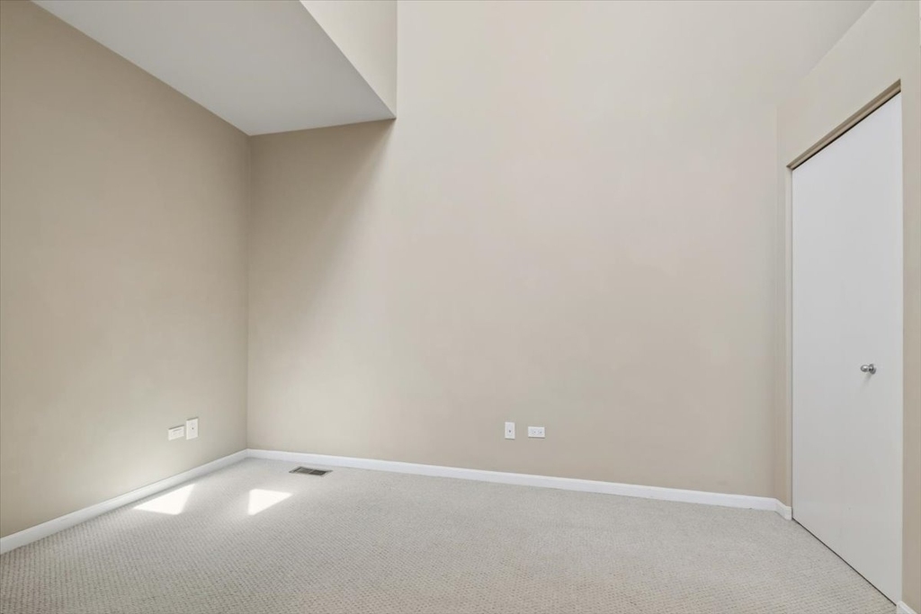 960 N Crosby Street - Photo 12