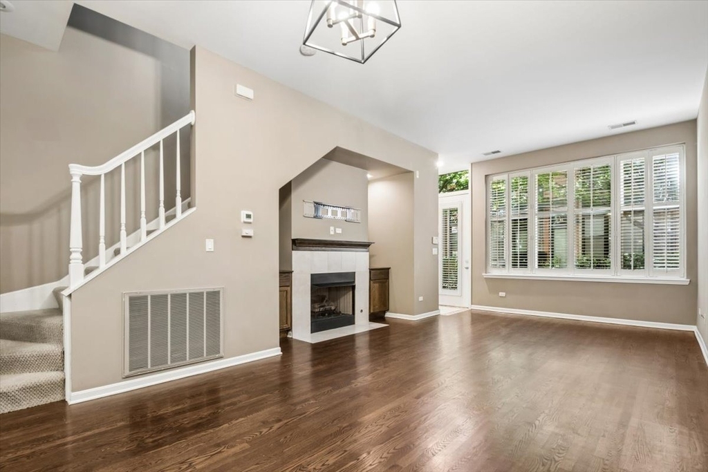 960 N Crosby Street - Photo 3