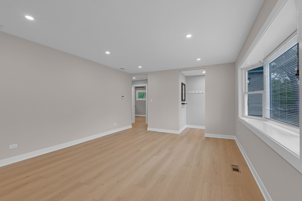 1055 N Bluebonnet Lane - Photo 18