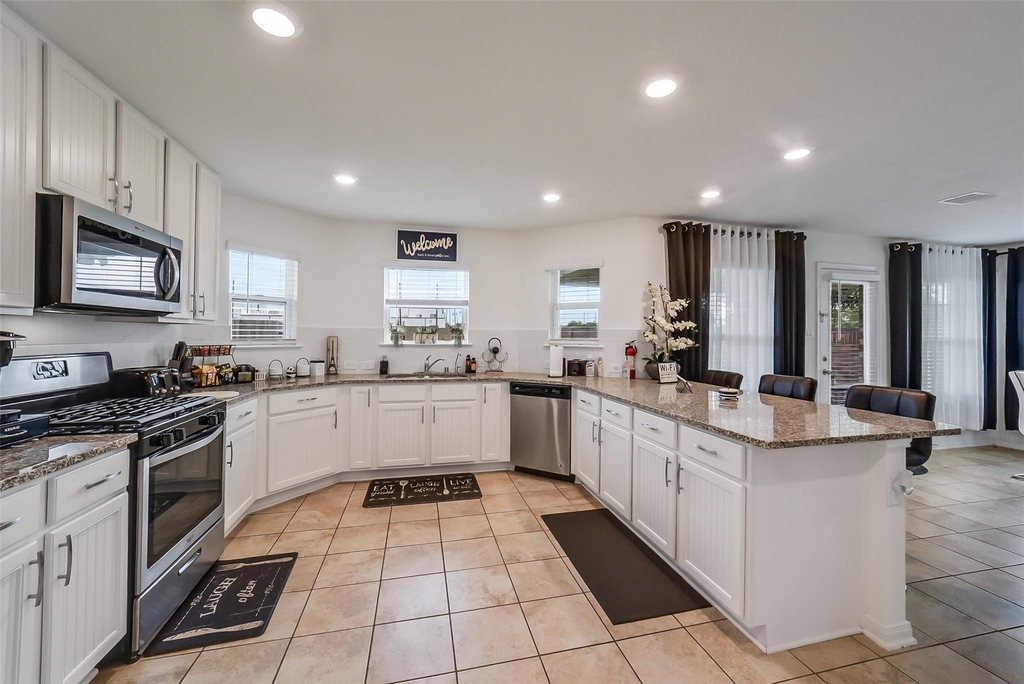 16502 Live Oak Canyon Drive - Photo 9