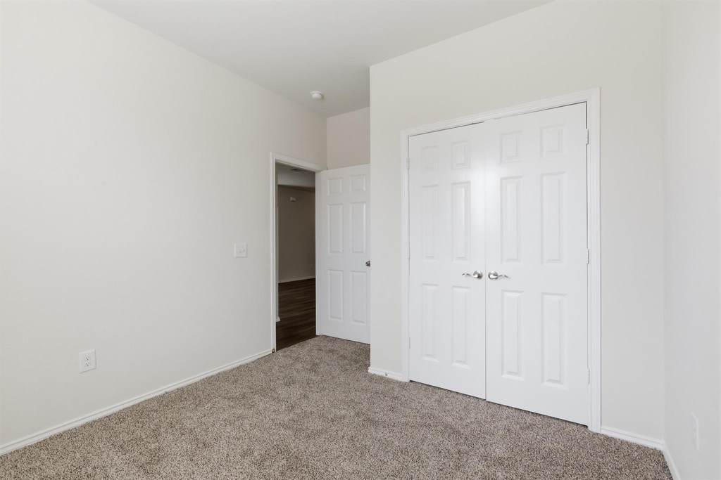5718 Savanna Pasture Road - Photo 13
