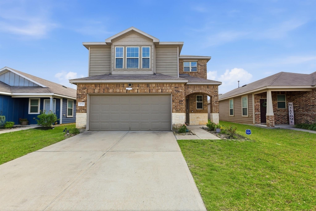 5718 Savanna Pasture Road - Photo 1