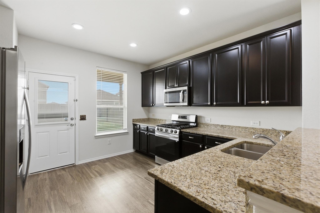 5718 Savanna Pasture Road - Photo 6
