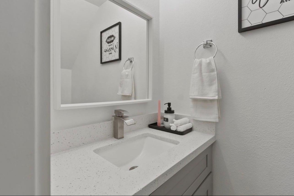 7608 Easter Street - Photo 9