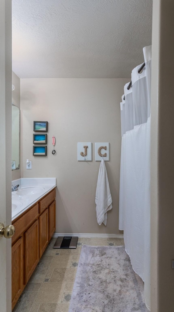 24027 Kingbriar Drive - Photo 16