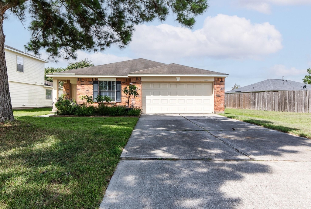 24027 Kingbriar Drive - Photo 21