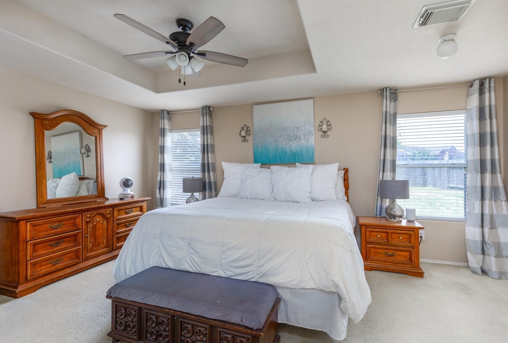 24027 Kingbriar Drive - Photo 10