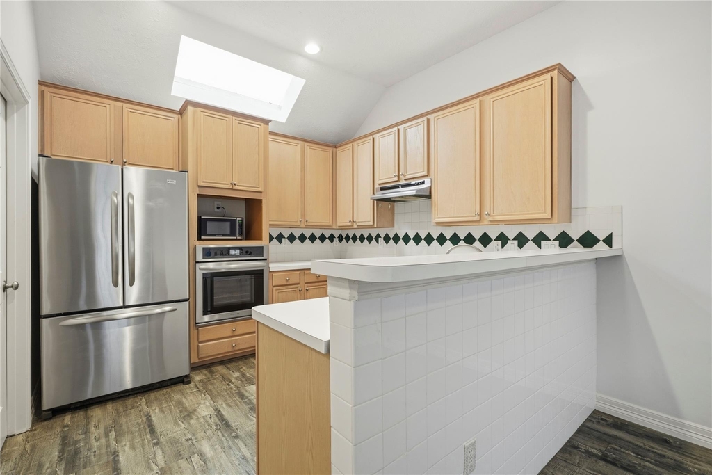 12242 Rutgers Park Court - Photo 8