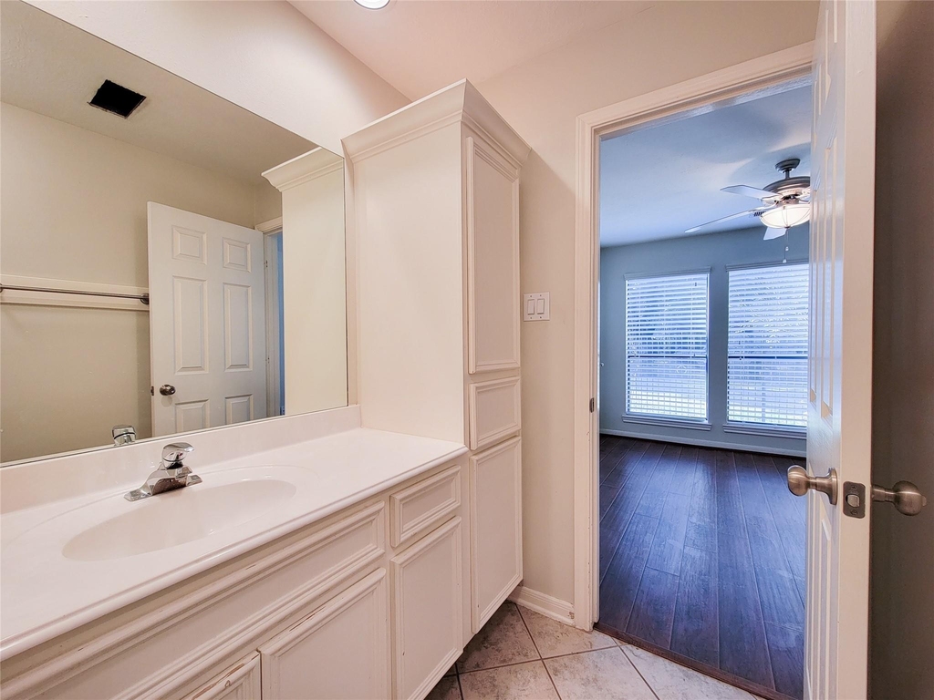 2717 La Branch Street - Photo 3