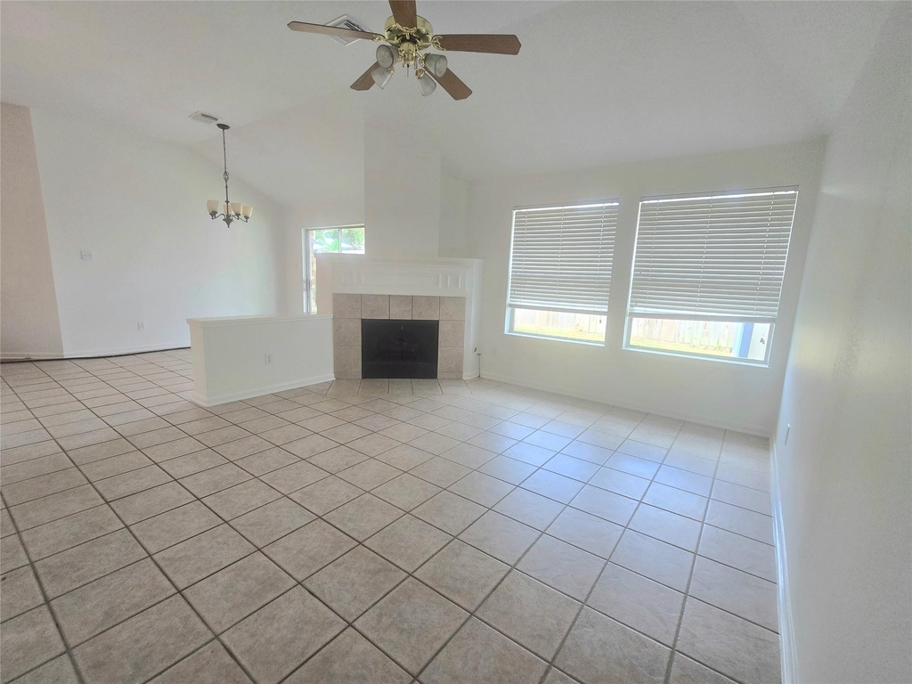 4814 Windy Way - Photo 4
